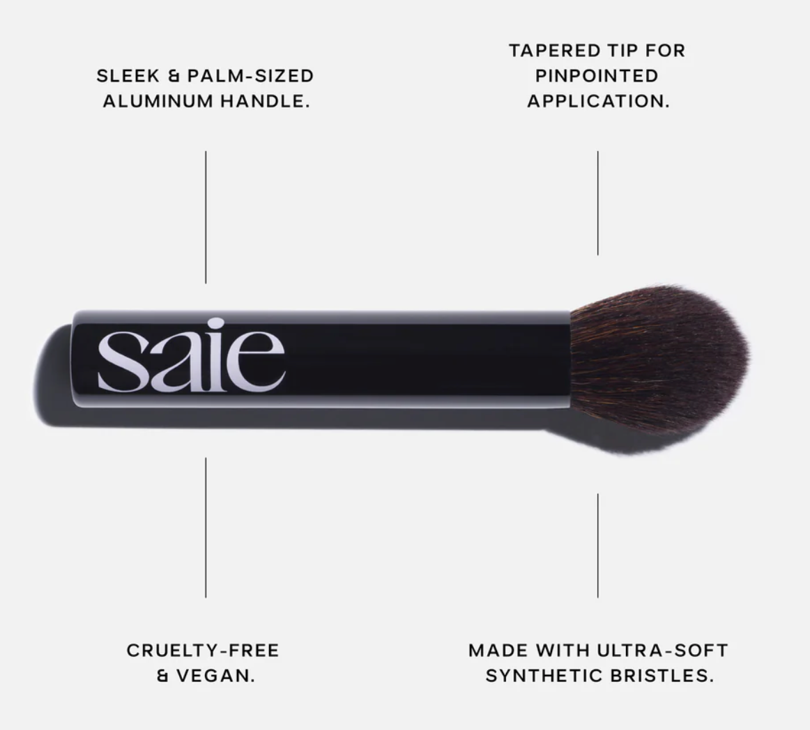 THE FLUFFY BRUSH-SAIE