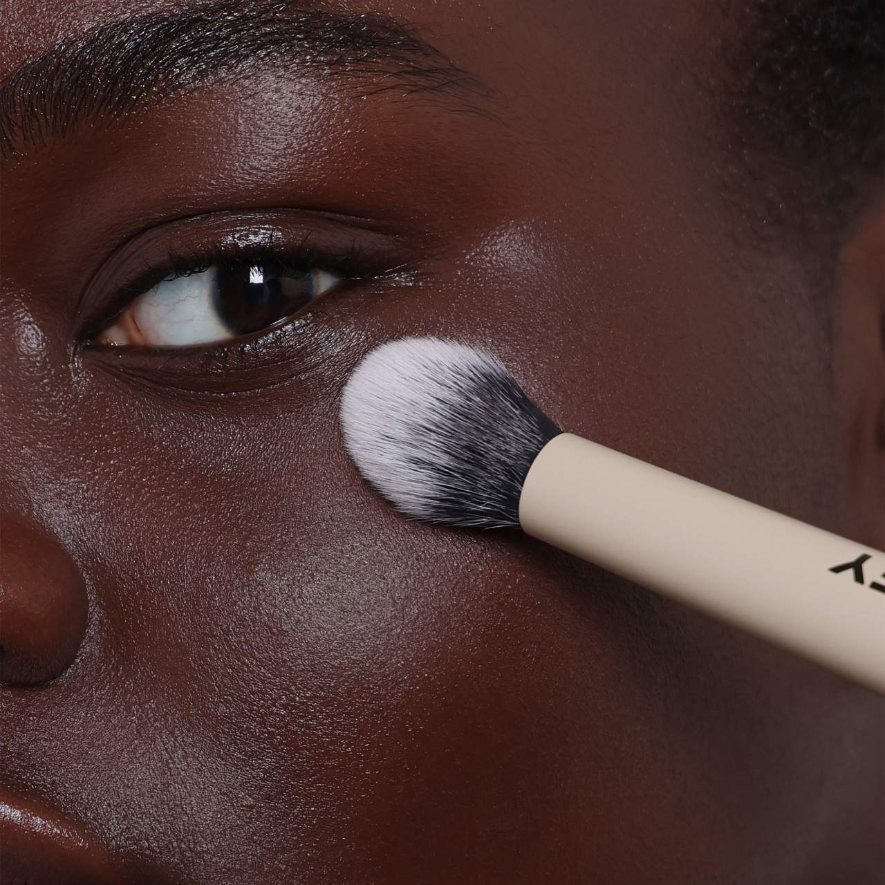 Complexion Brush - Buffing and Blending - REFY Beauty