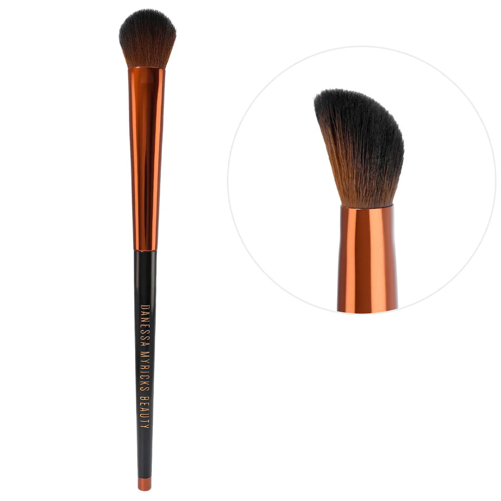 Yummy Face 3.0 Conceal & Sculpt Brush - Danessa Myricks Beauty