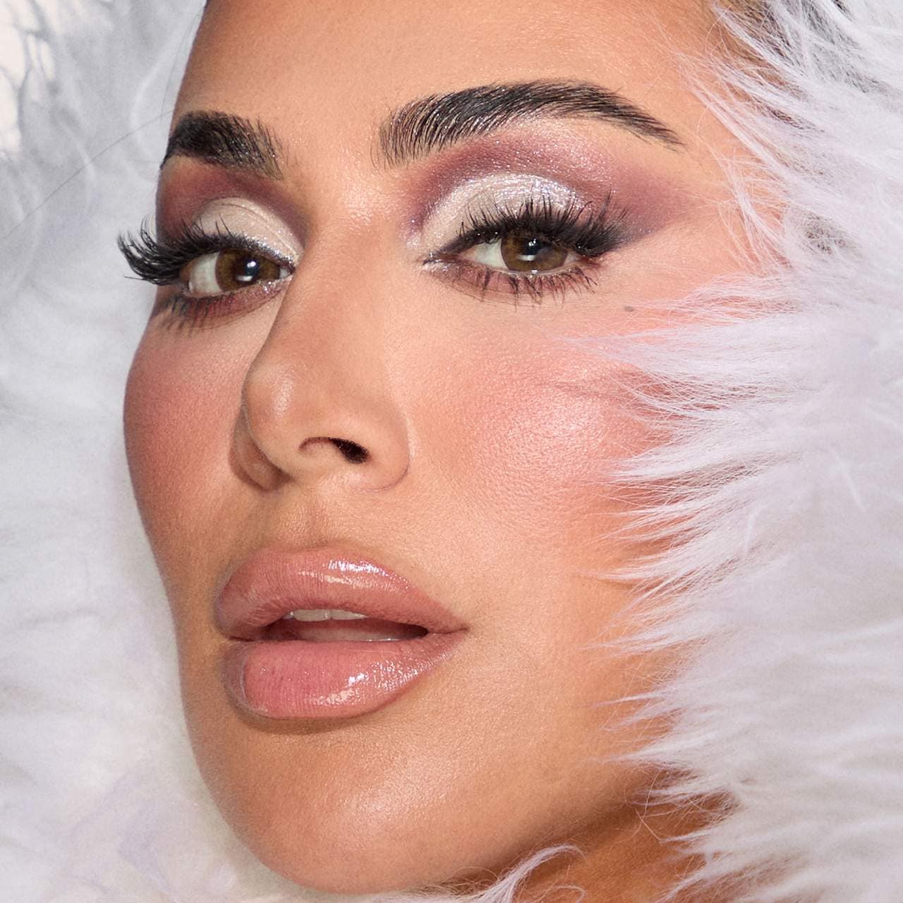 Icy Nude Eyeshadow Palette-Huda Beauty