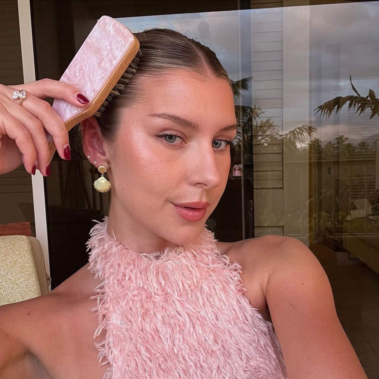 Mini Boar Bristle Smoothing Hair Brush in Pink Sugar-Emi Jay